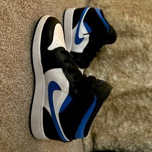 jordan 1 mid (white black racer blue)